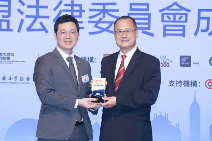 �������������ܾ��������������� �����۰Ĵ������ܳ�������ҵ�ҡ����٣�